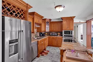 7080 SW 98th Ave, Miami, FL 33173 - Photo 27