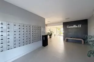 1780 NE 191st St, Miami, FL 33179 - Photo 3