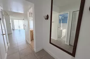 1780 NE 191st St, Miami, FL 33179 - Photo 5