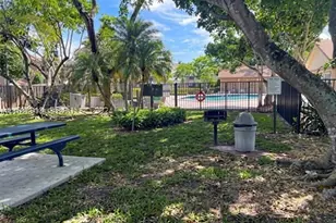 9974 Nob Hill Ct, Sunrise, FL 33351 - Photo 31