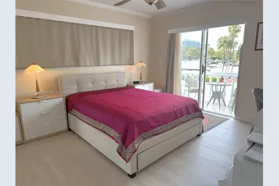 2340 NE 9th St #210, Fort Lauderdale, FL 33304 - Photo 15