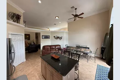 7705 Highlands Cir, Margate, FL 33063 - Photo 3