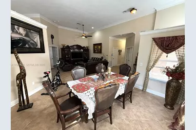 7705 Highlands Cir, Margate, FL 33063 - Photo 11