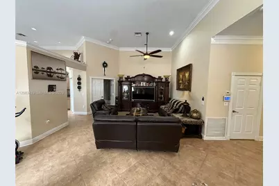 7705 Highlands Cir, Margate, FL 33063 - Photo 13