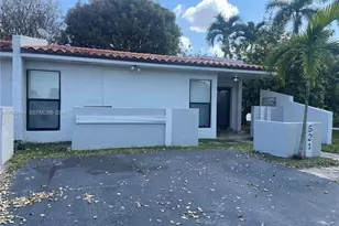 521 SW 93rd Ct, Miami, FL 33174 - Photo 1