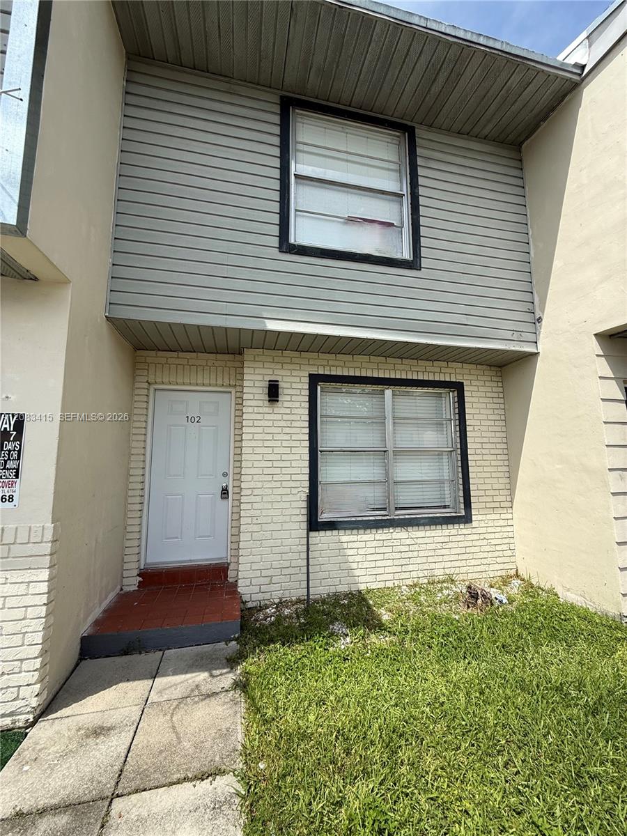 470 NE 18th Ave #102 - 470 NE 18th Ave #102, Homestead, FL 33033 Luxury Property | Jose Angel Pina
