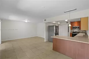 1749 SW 81st Ln, Davie, FL 33324 - Photo 15