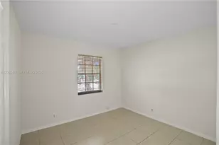 1749 SW 81st Ln, Davie, FL 33324 - Photo 21