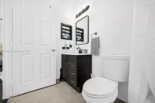 1375 SW 105th Ave, Pembroke Pines, FL 33025 - Photo 23