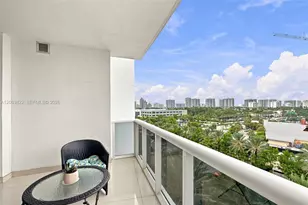 18201 Collins Ave, Sunny Isles Beach, FL 33160 - Photo 21