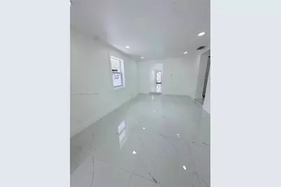 82 E 16th St, Hialeah, FL 33010 - Photo 25
