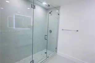 82 E 16th St, Hialeah, FL 33010 - Photo 9