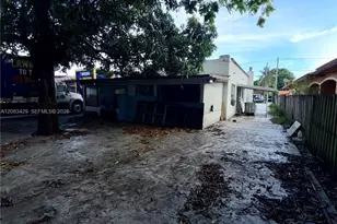 1829 NW 5th St, Miami, FL 33125 - Photo 21