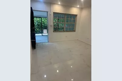 445-47 NE 69th St #B, Miami, FL 33138 - Photo 9