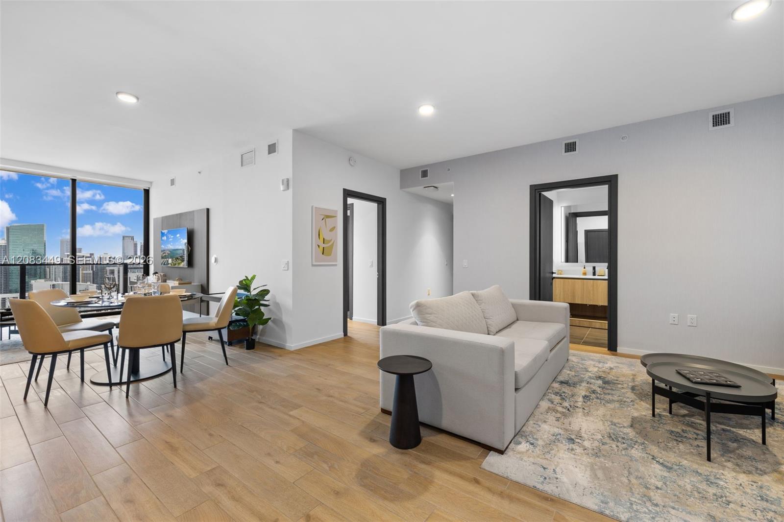 398 NE 5th St #4117 - 398 NE 5th St #4117, Miami, FL 33132 Luxury Property | Jose Angel Pina