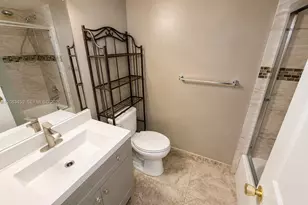 3410 Foxcroft Rd, Miramar, FL 33025 - Photo 23