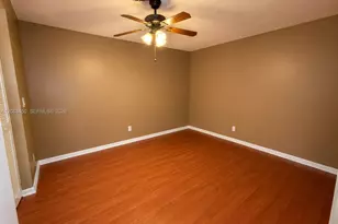 3410 Foxcroft Rd, Miramar, FL 33025 - Photo 17