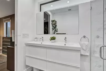 104 NW 47th Ter #104, Miami, FL 33127 - Photo 27