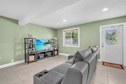 2351 NW 60th Ter, Sunrise, FL 33313 - Photo 15