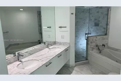 55 SE 6th St #2101, Miami, FL 33131 - Photo 11