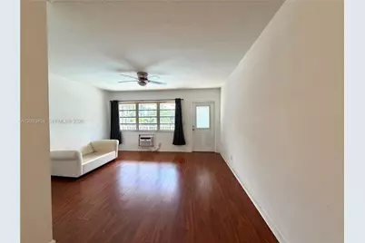 500 Layne Blvd #15, Hallandale Beach, FL 33009 - Photo 13