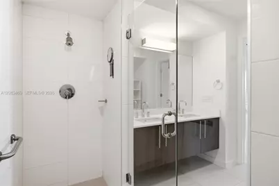 7751 NW 107th Ave #716, Doral, FL 33178 - Photo 35