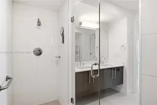 7751 NW 107th Ave, Doral, FL 33178 - Photo 35