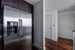 6515 Collins Ave, Miami Beach, FL 33141 - Photo 17