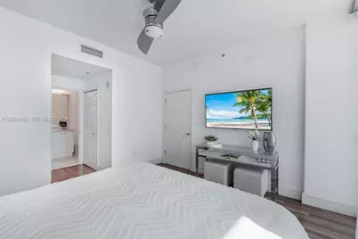 6515 Collins Ave #1405, Miami Beach, FL 33141 - Photo 19