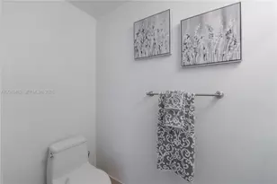 6515 Collins Ave, Miami Beach, FL 33141 - Photo 23
