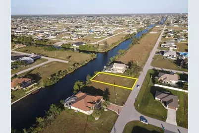 223 NW 19th Ter, Cape Coral, FL 33993 - Photo 3
