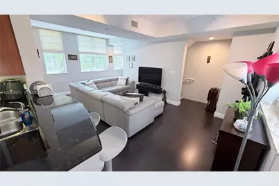 3232 SW 22nd Ter #113, Miami, FL 33145 - Photo 13