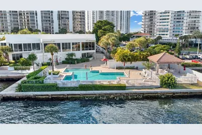 20281 E Country Club Dr #1008, Aventura, FL 33180 - Photo 33
