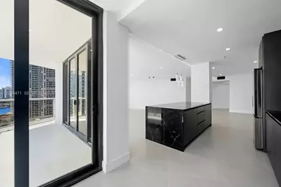 20281 E Country Club Dr #1008, Aventura, FL 33180 - Photo 9