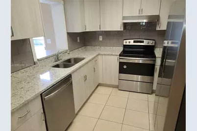 3013 SE Bamboo St, Stuart, FL 34997 - Photo 3