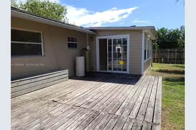 3013 SE Bamboo St, Stuart, FL 34997 - Photo 17