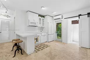 1150 N Biscayne Point Rd, Miami Beach, FL 33141 - Photo 43