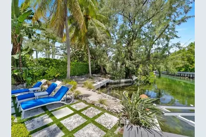 1150 N Biscayne Point Rd, Miami Beach, FL 33141 - Photo 13