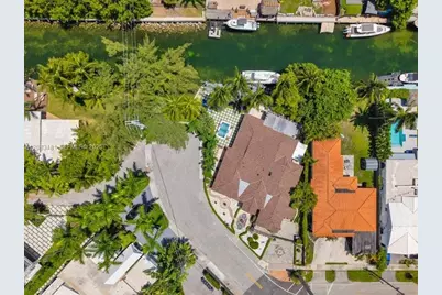 1150 N Biscayne Point Rd, Miami Beach, FL 33141 - Photo 17
