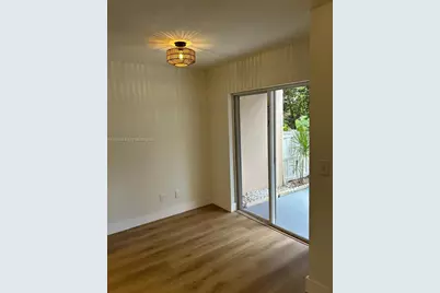 7245 S Devon Dr #112, Tamarac, FL 33321 - Photo 9