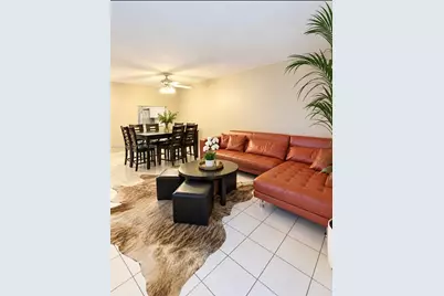 9631 SW 77 Av #101 C, Miami, FL 33156 - Photo 3