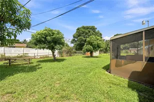 3611 NW 5th Pl, Lauderhill, FL 33311 - Photo 7