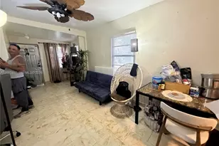 3245 NW 34th St, Miami, FL 33142 - Photo 23