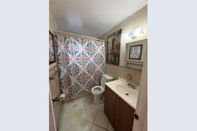 3245 NW 34th St, Miami, FL 33142 - Photo 15