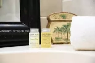 19201 Collins Ave, Sunny Isles Beach, FL 33160 - Photo 11