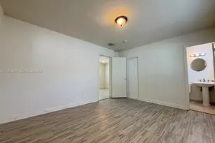 231 NW 4th St, Deerfield Beach, FL 33441 - Photo 15