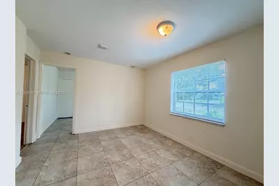 231 NW 4th St, Deerfield Beach, FL 33441 - Photo 13