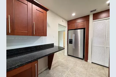 231 NW 4th St, Deerfield Beach, FL 33441 - Photo 7