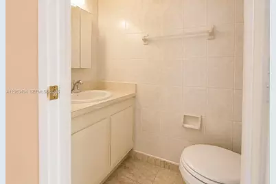 4125 W 11th Ln #52, Hialeah, FL 33012 - Photo 11