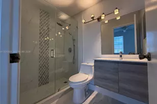 16736 Hemingway Dr, Weston, FL 33326 - Photo 7